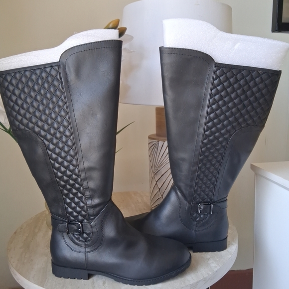 NWT Lane Bryant Women's Black Quilted Riding Boots Extra Wide Calf Size 11W - Picture 1 of 13